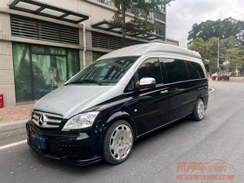 中山13年奔驰威霆2