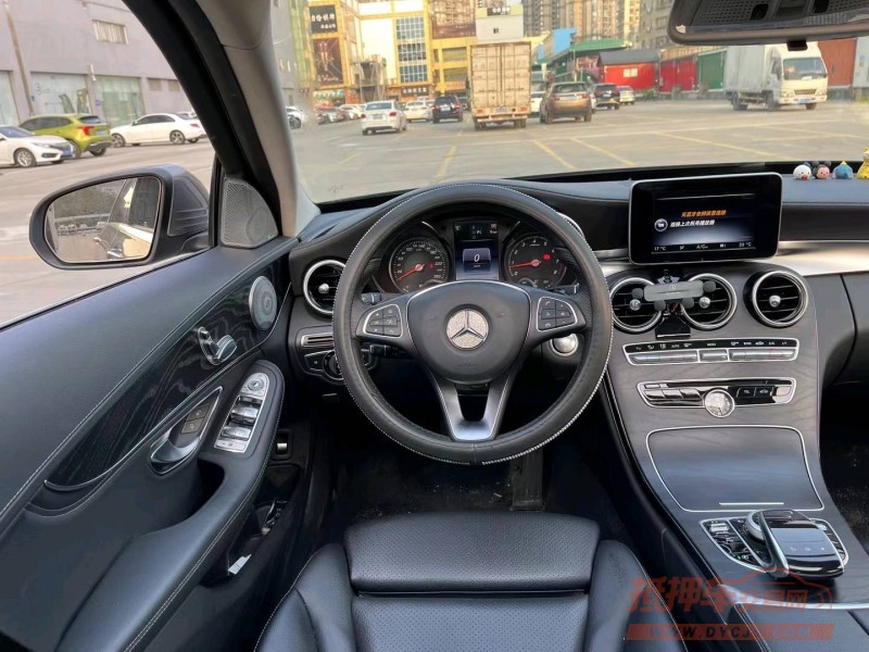 广州16年奔驰C6