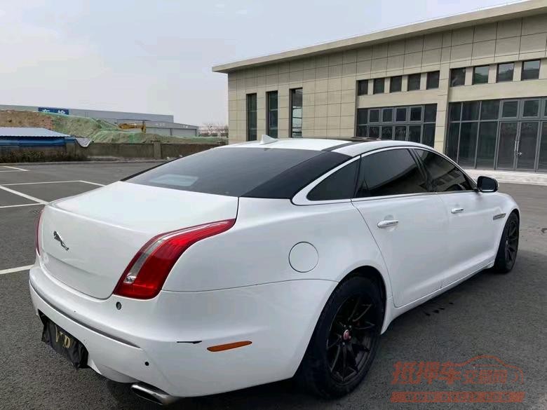 盐城15年捷豹XJL8