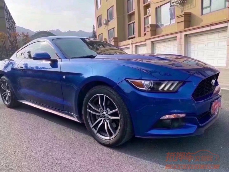 青岛17年福特野马2