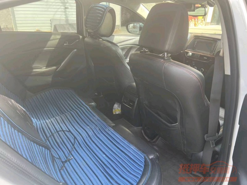淮南16年马自达阿特兹8