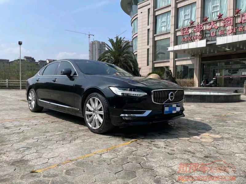重庆20年沃尔沃S909