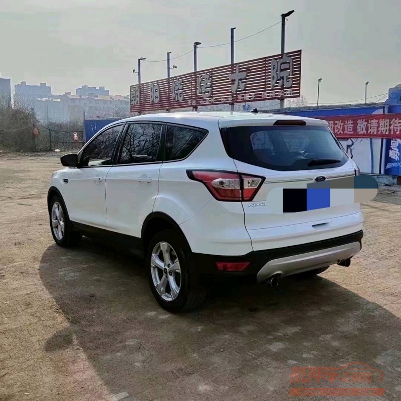 济南17年福特翼虎5