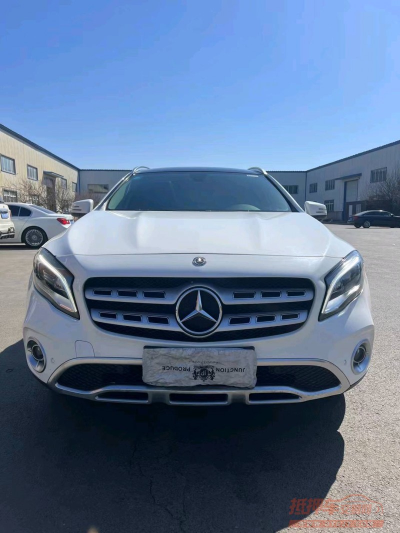 沈阳18年奔驰GLA1