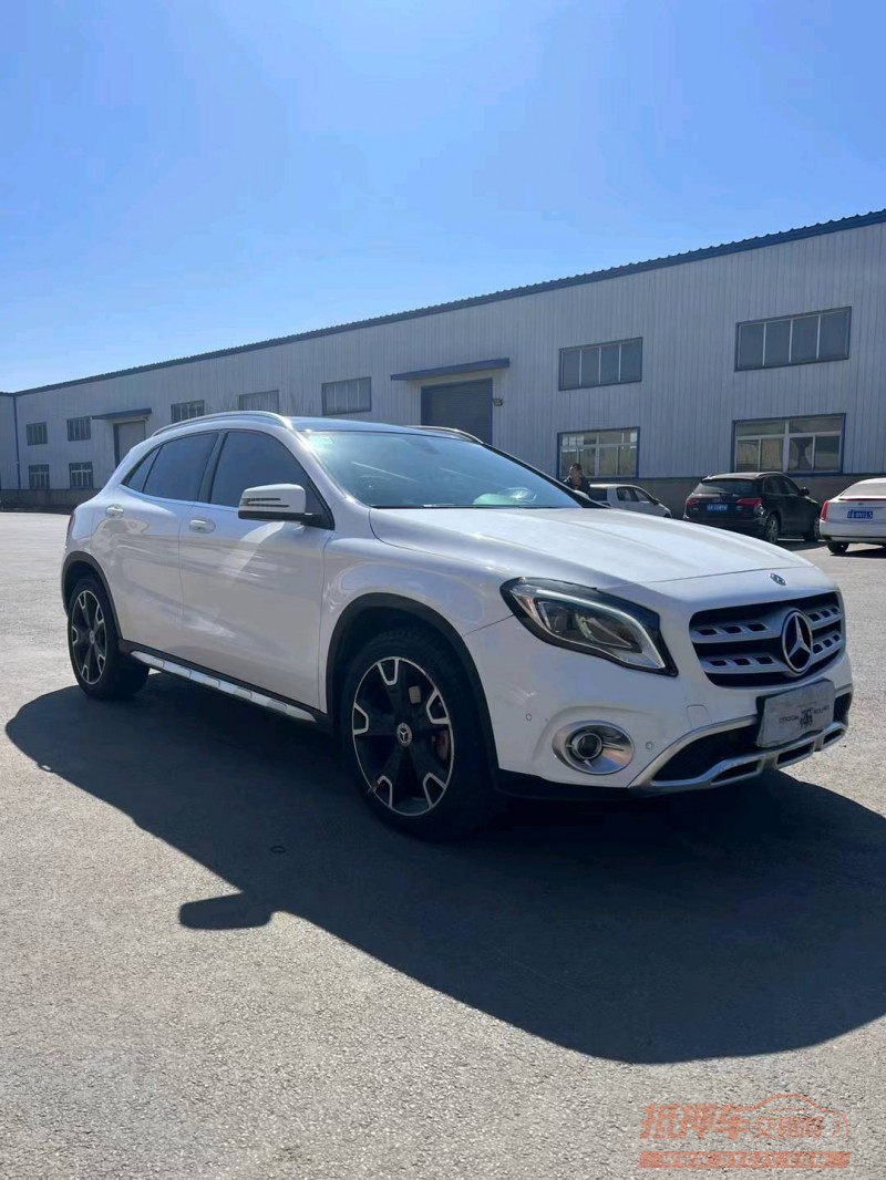 沈阳18年奔驰GLA3