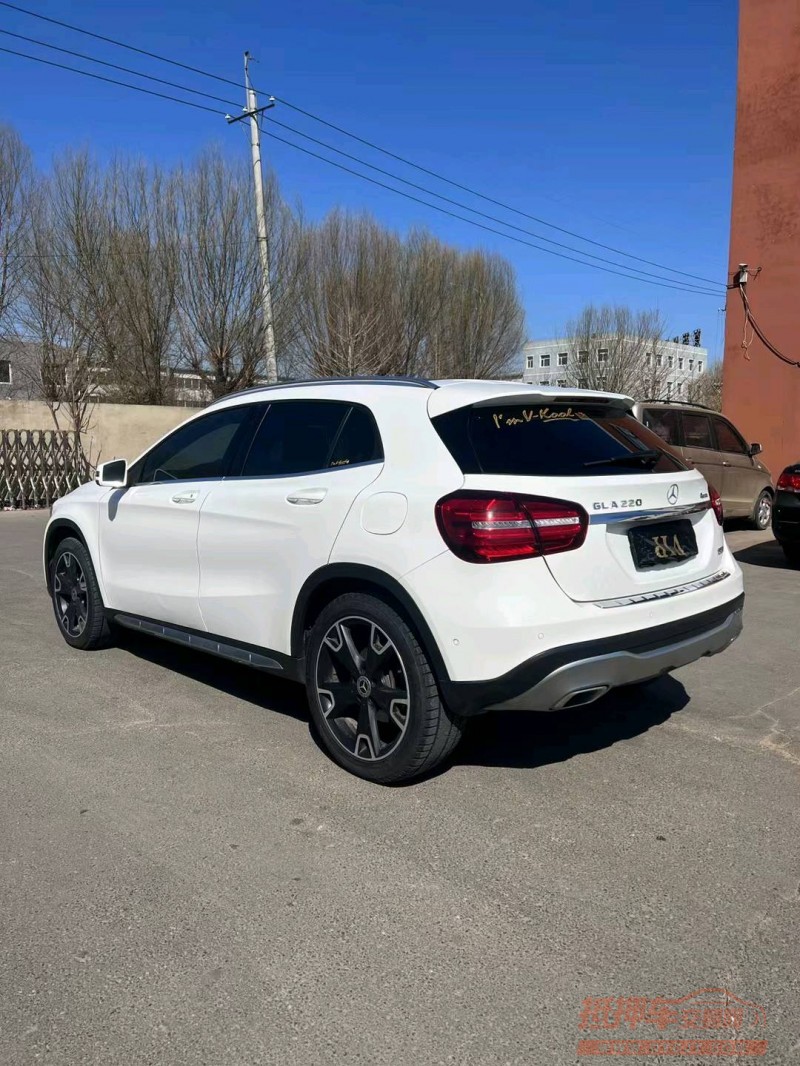 沈阳18年奔驰GLA8