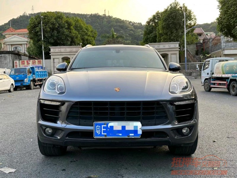 广州15年保时捷Macan1