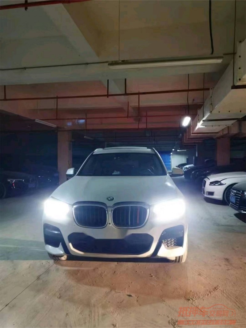 成都19年宝马X31