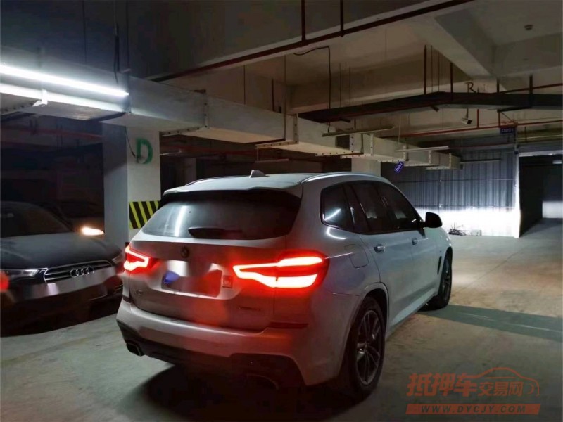 成都19年宝马X37