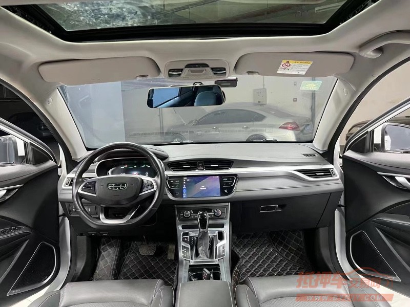 成都20年吉利帝豪5