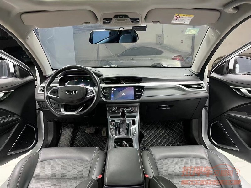 成都20年吉利帝豪6