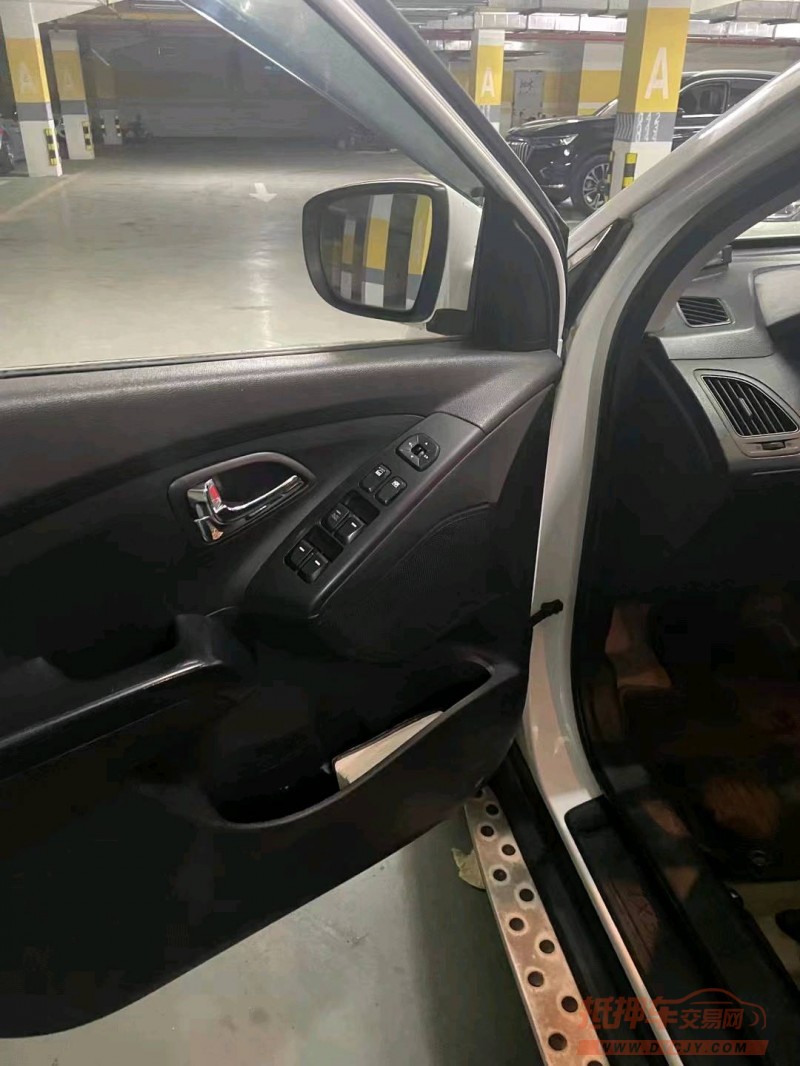 宜昌13年现代ix353