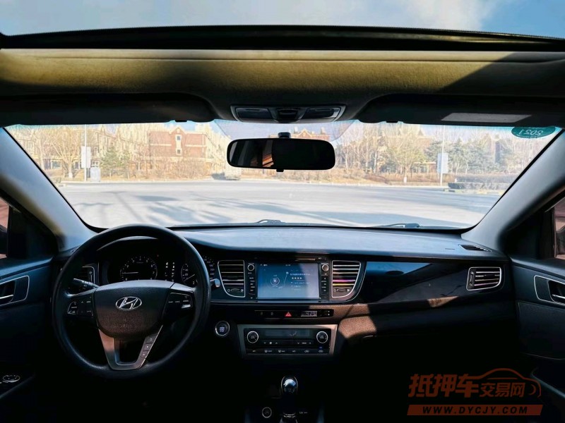 沈阳14年现代名图9