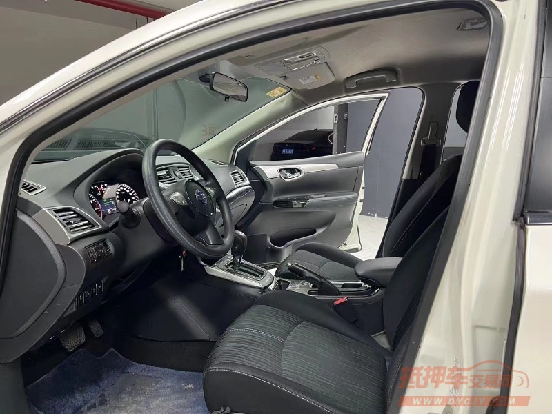 成都21年日产轩逸2