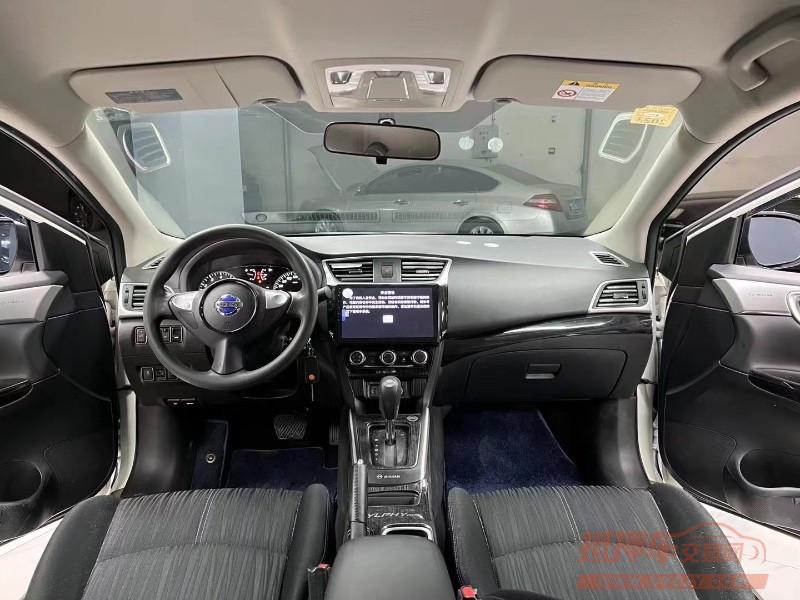 成都21年日产轩逸7