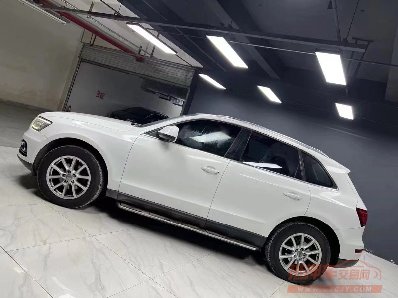 成都15年奥迪Q56