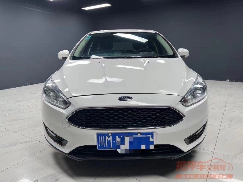成都18年福特福克斯1