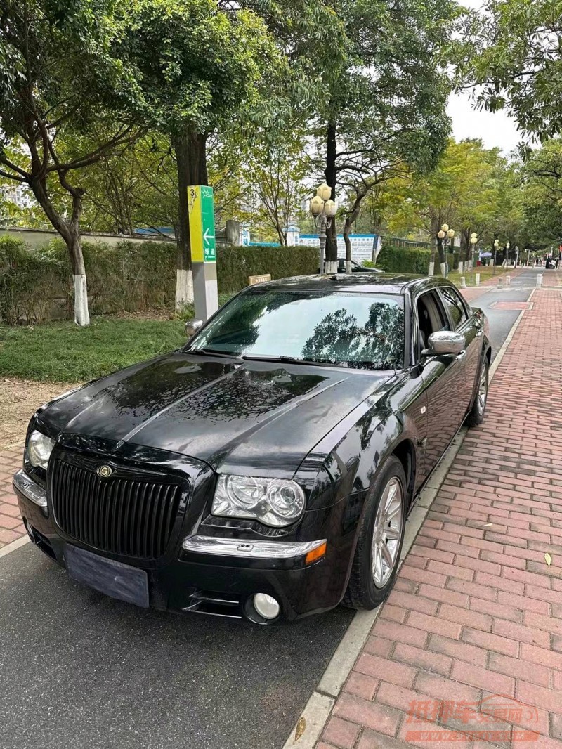 广州09年克莱斯勒300C3