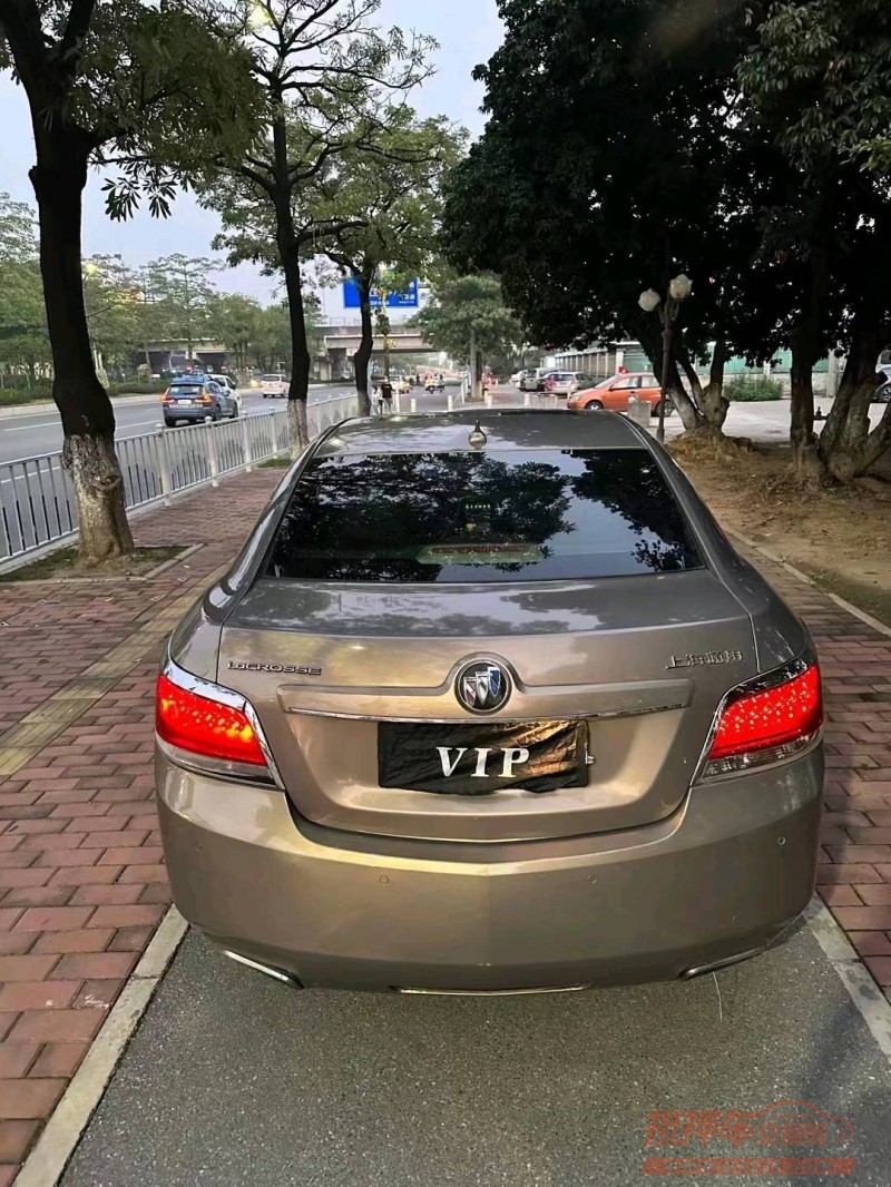 广州10年别克君越9