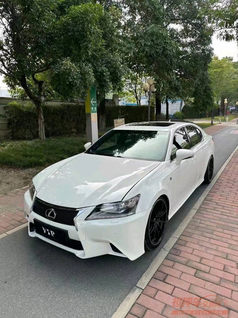 广州12年雷克萨斯GS3