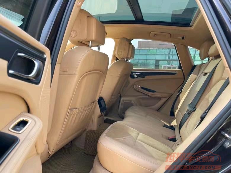 盐城15年保时捷Macan5