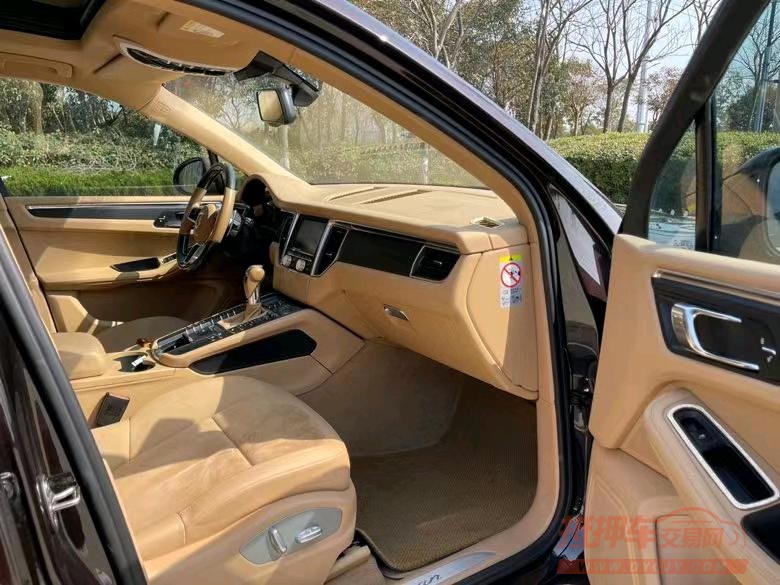盐城15年保时捷Macan6