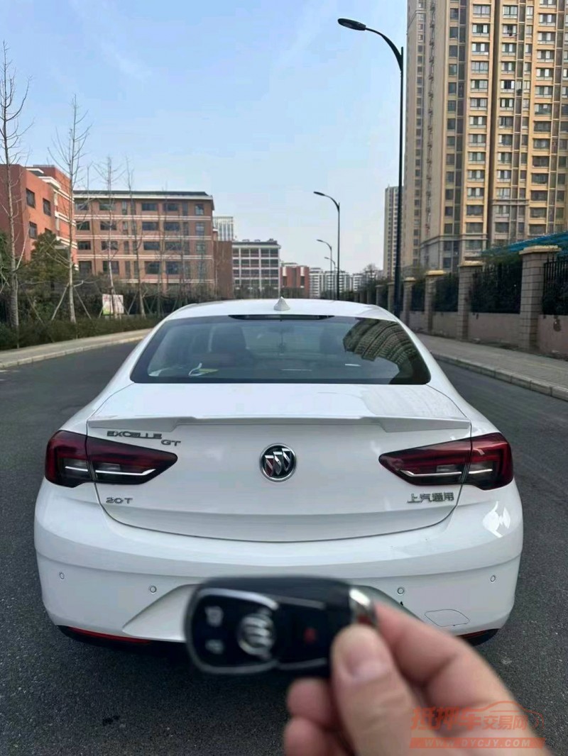 淮南20年别克君威4