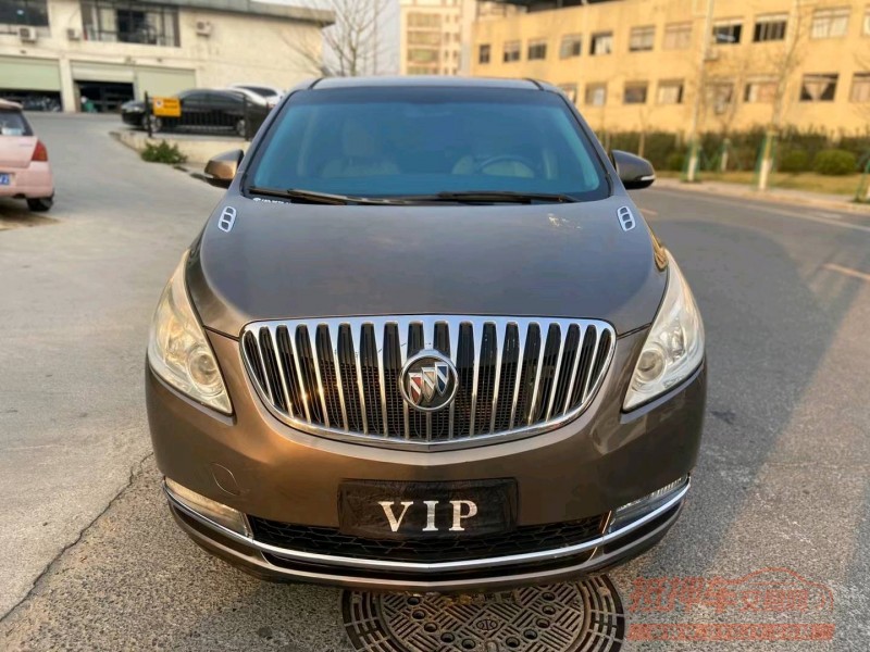 广州11年别克GL81