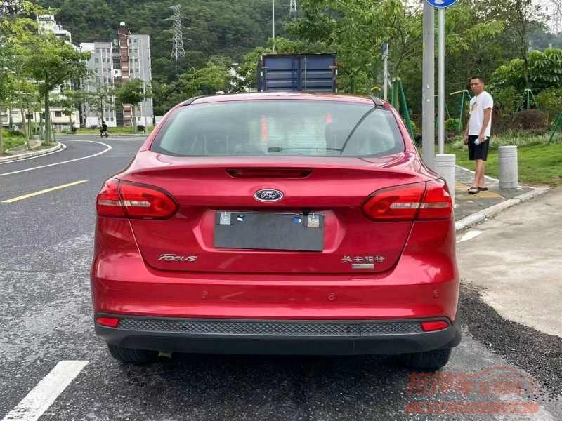 广州16年福特福克斯5