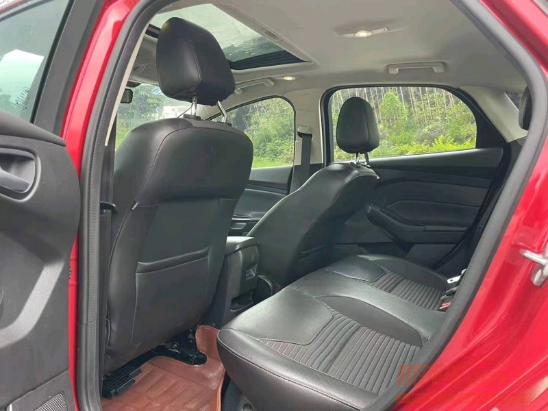 广州16年福特福克斯8