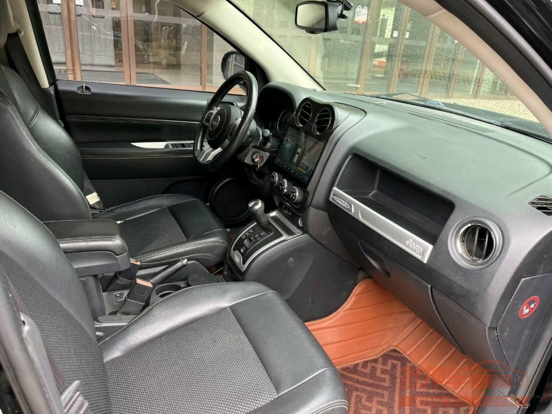 邯郸15年Jeep指南者6