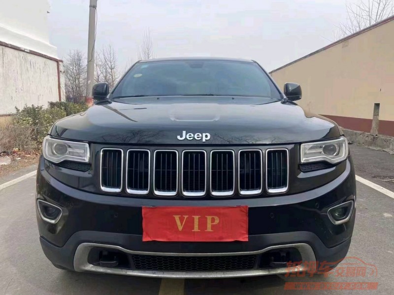 枣庄17年Jeep大切诺基8