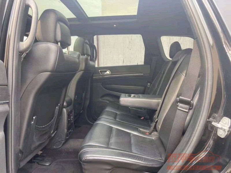 枣庄17年Jeep大切诺基5