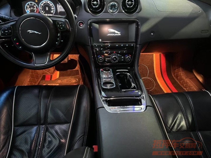 保定16年捷豹XJL8