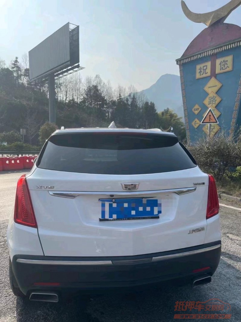 重庆17年凯迪拉克XT51