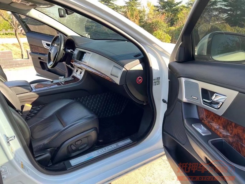 青岛14年捷豹XF7