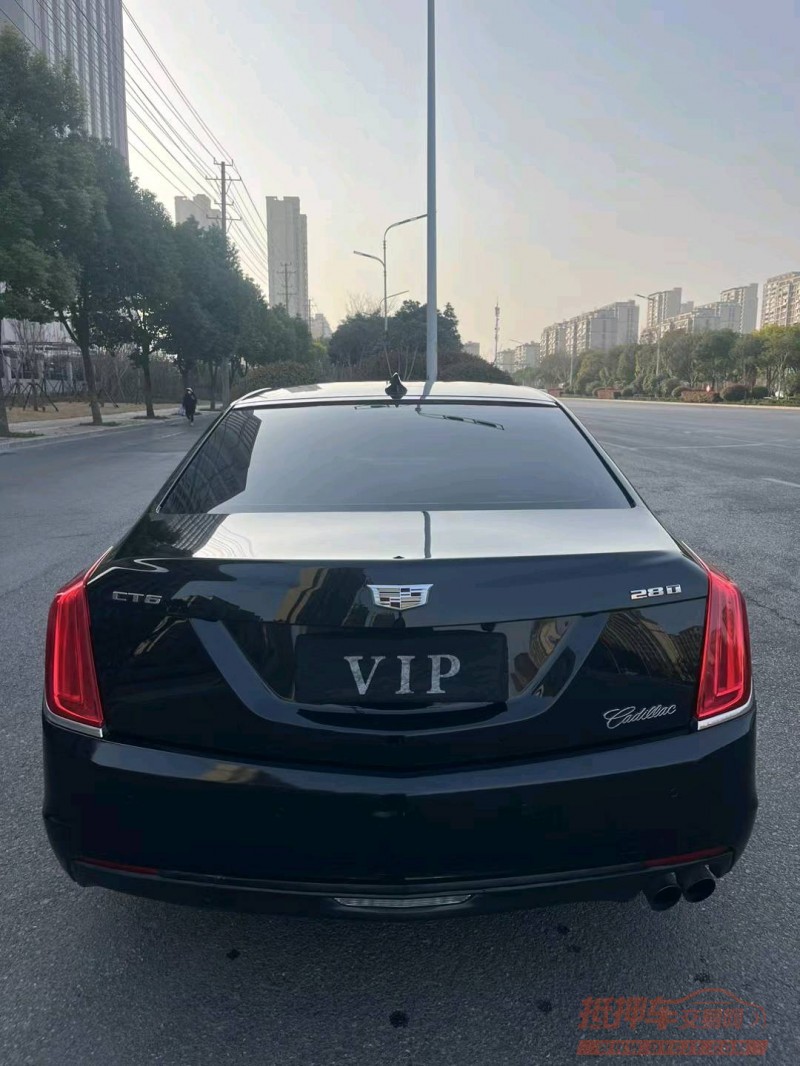 淮南17年凯迪拉克CT64