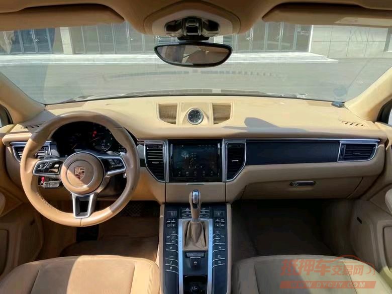 盐城15年保时捷Macan6
