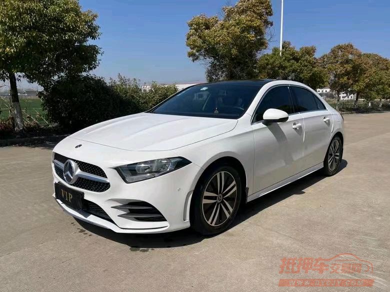 盐城19年奔驰A3