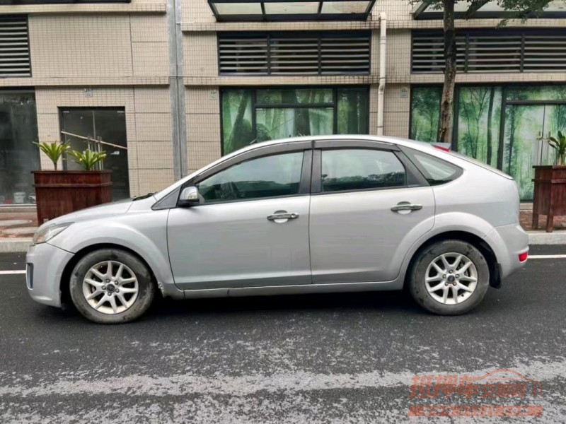 珠海12年福特福克斯3