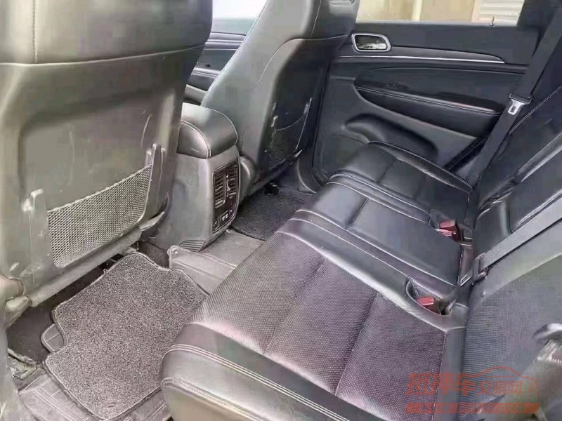 邯郸17年Jeep大切诺基6