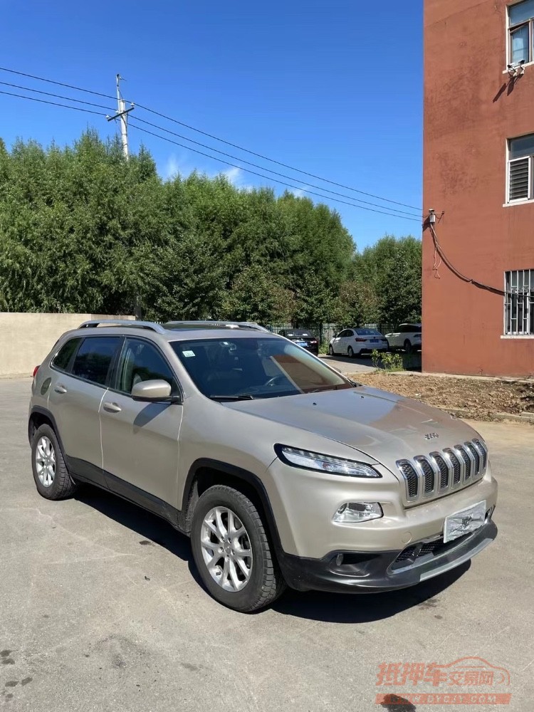 沈阳17年Jeep自由光6