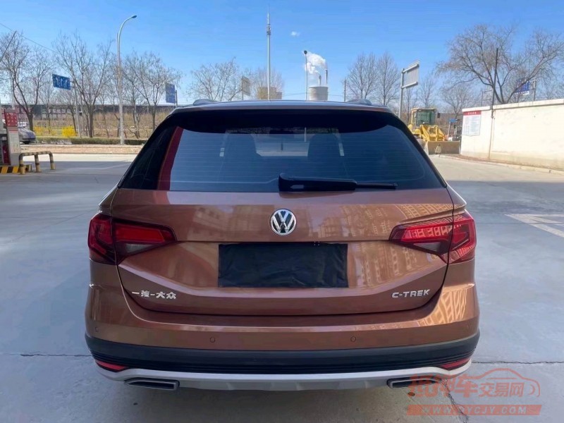 淮南18年大众蔚领2