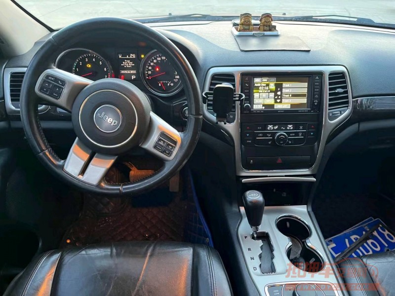 徐州13年Jeep大切诺基4