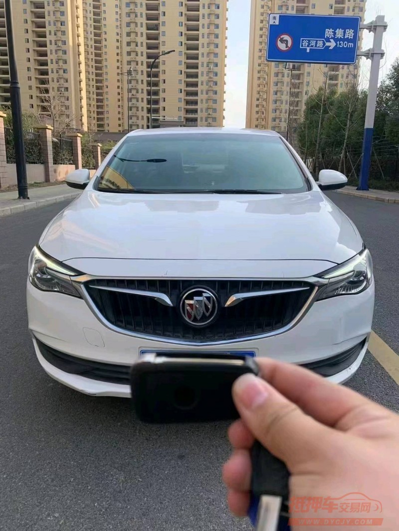 淮南18年别克英朗1