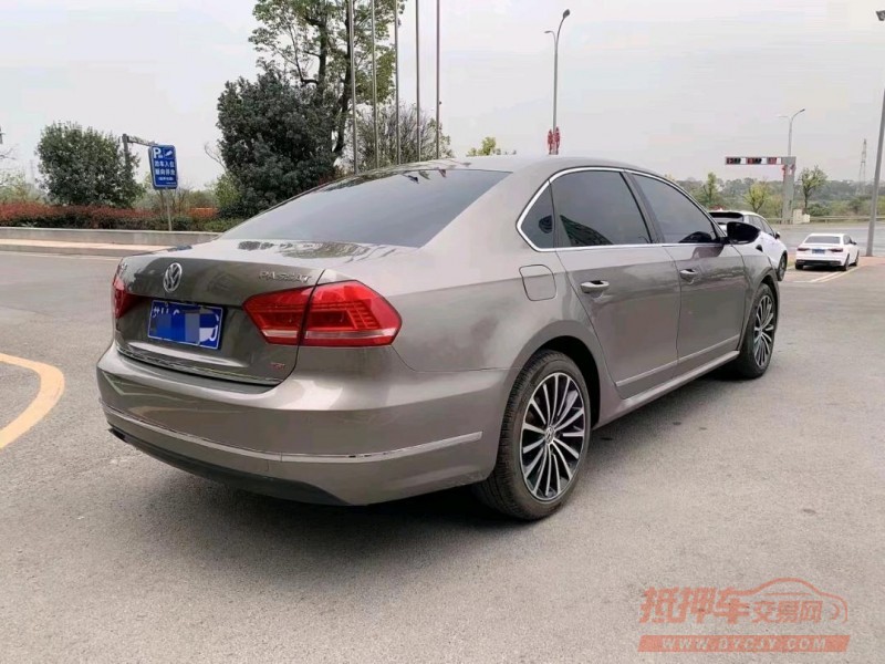 宜春12年大众帕萨特8