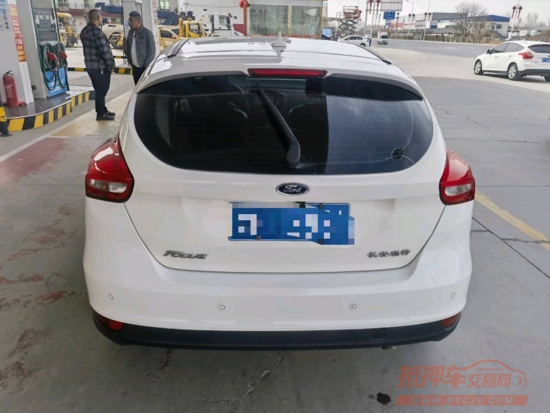 保定18年福特福克斯9