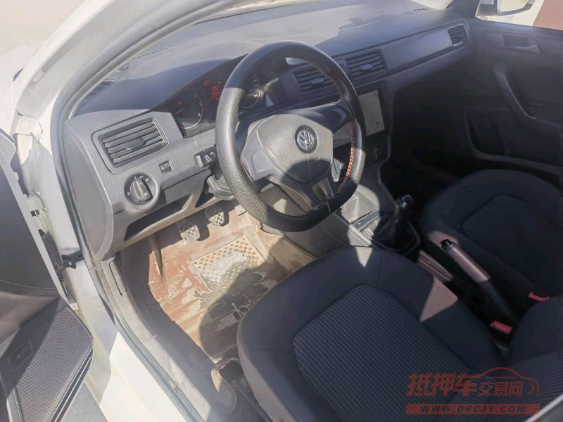 保定19年大众桑塔纳3