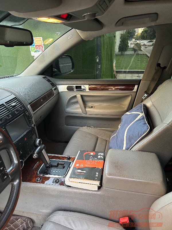 成都09年大众途锐5