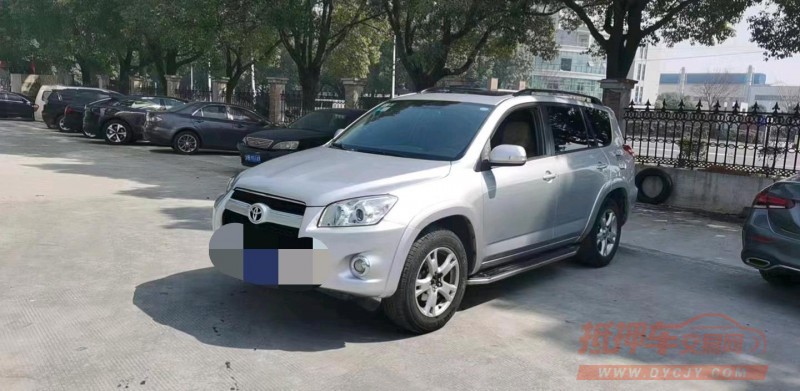 常州12年丰田RAV42